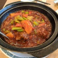 Ox-tail Red Wine Clay Sauces Pot · 