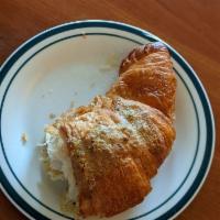 Pistachio Croissant · 