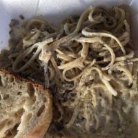 Mushroom Pesto Pasta · 