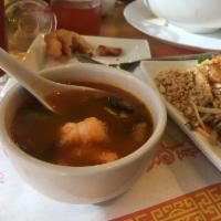 Thai Tom Yum Soup for 2 · 