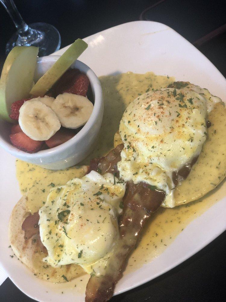 Bacon Benedict Breakfast · 2 poached eggs on a scratch made biscuit or English muffin, bacon and fresh house made hollandaise.