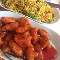 Sweet and Sour Chicken Lunch · Served with a side and steamed/special fried rice.
No substitution