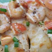 Creole Shrimp Pizza · 