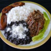 Pabellon Criollo · 