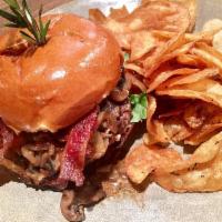 Bacon and Blue Burger · 