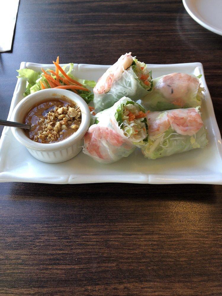Thai Salad Rolls · 
