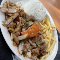 Lomo Saltado · 