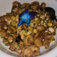 Specialty Thai Calamari · kung pao sauce / grilled pineapple / peanuts / scallion