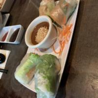 Fresh Garden Rolls · Vegetarian option. 4 pieces. Thin rice paper rolls with lettuce, basil, rice noodles and cho...