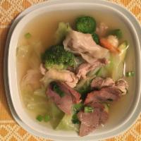 Wonton Soup · Wonton, Shrimp, Cabbage, Carrots, Broccoli, Zucchini and Green Onions
