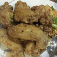 Salt and Pepper Chicken Wings · 