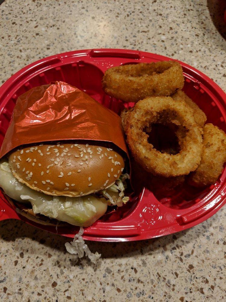 Red Robin Gourmet Burgers and Brews · Burgers · American