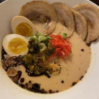 Tonkotsu Special · Flavored with tonkatsu based with 4 pieces pork chashu, eggs, black garlic oil, red ginger, ...