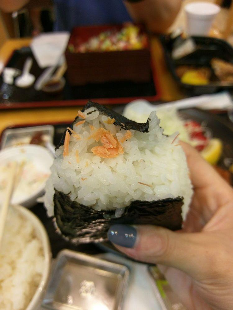 Salmon Onigiri · 
