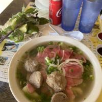 Rare Beef Noodle Soup - Pho Tai · 