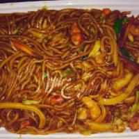 Seafood Lo Mein · 