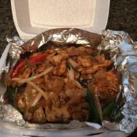 Pad Kea Mow · Choice of protein. Wide rice noodles, stir-fried with bell peppers, onions, bamboo shoots, m...
