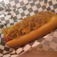 The New Yorker Dog · Served with chips. Sauerkraut and spicy mustard.