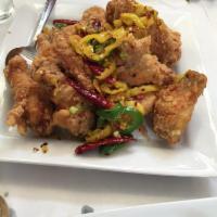Thai Style Crispy Chicken Wings · 
