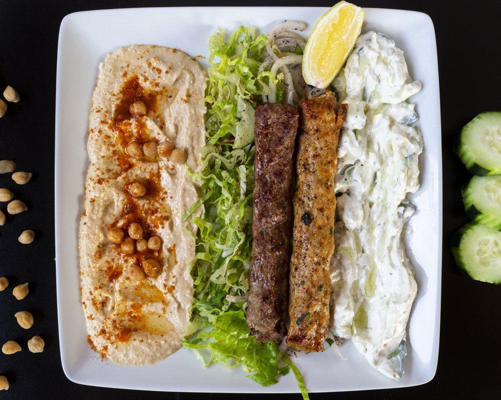 Mixed Salad with Kebab Lamb and Chicken · 