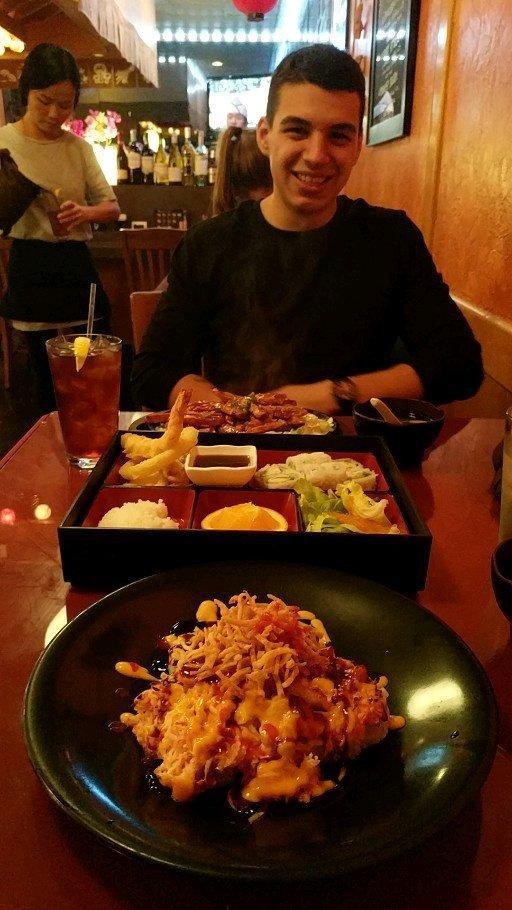 Mua Sushi · Lunch · Salads · Japanese · Beer, Wine & Spirits · Soup