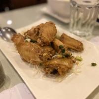 Eight Salt and Pepper Chicken Wings · 