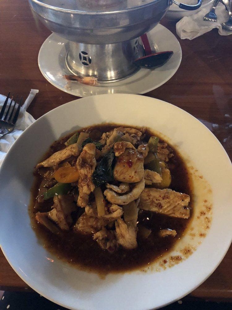 Pad Prig Pow · Your choice of meat sauteed in roasted chili sauce with chili peppers, bamboo shoots and coconut milk. Flavored with basil. Spicy.