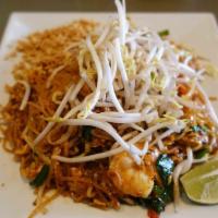 Pad Thai · Thin rice noodle, egg, bean sprout, chive and chop peanuts with tamarind sauce.