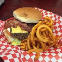 Ennis Bacon Cheeseburger · Bacon, American cheese, lettuce, tomato, onion, pickles and mayo.