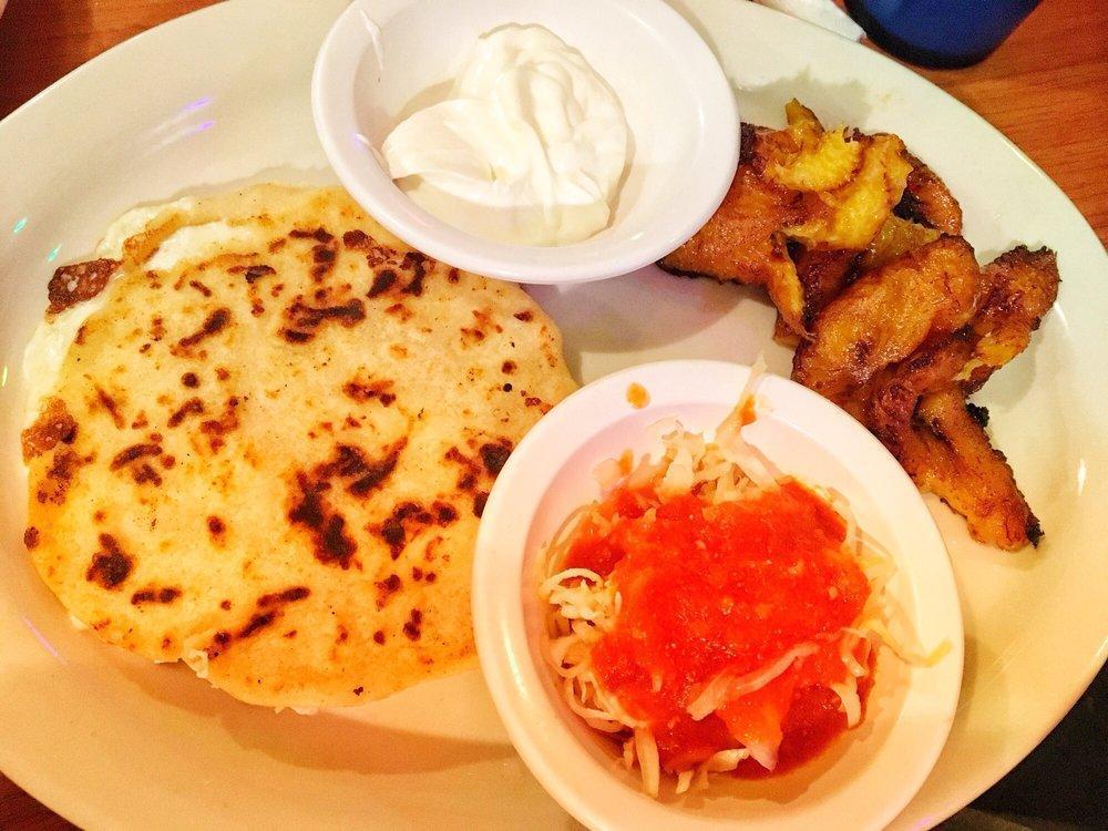 1 Pieces Tamale De Elote and Cheese Pupusa · 