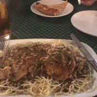 Chicken Marsala · Seared chicken breast, mushrooms, marsala wine sauce, linguine 