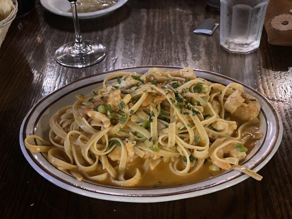 Garlic Seafood Pasta · 