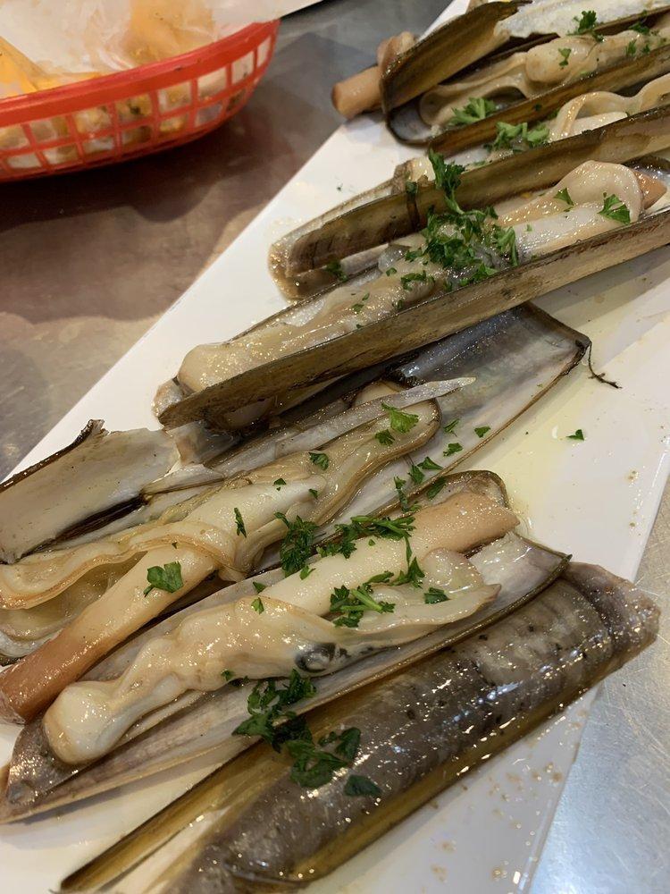 Big T's Seafood · Live/Raw Food · Seafood · Ramen