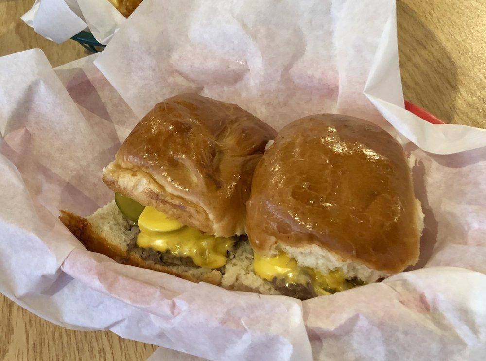 Chicago Hamburger · Burgers · Hot Dogs