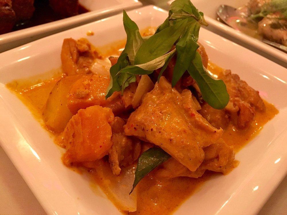 Cari Ga Chicken Curry · Jidori chicken thigh and breast simmered in a mildly spiced curry cream sauce.