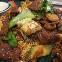 Spring Villa House Special Chow Mien · 