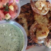 Grilled Salmon Cilantro with Grilled Shrimp/salmon Cilantro Con Camarones a La Parilla · 