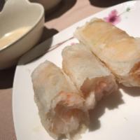 Crispy Rice Paper Shrimp Roll · 