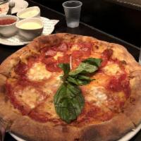 Classic Margherita Pizza · 