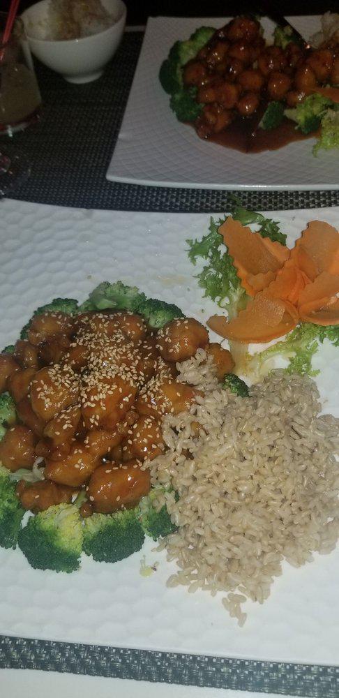 Sesame Chicken · Served with white rice or brown rice. 