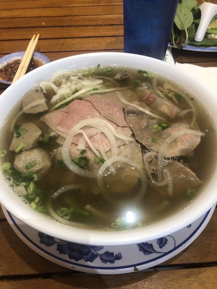 Pho & Company KMP · Vietnamese · Noodles · Seafood