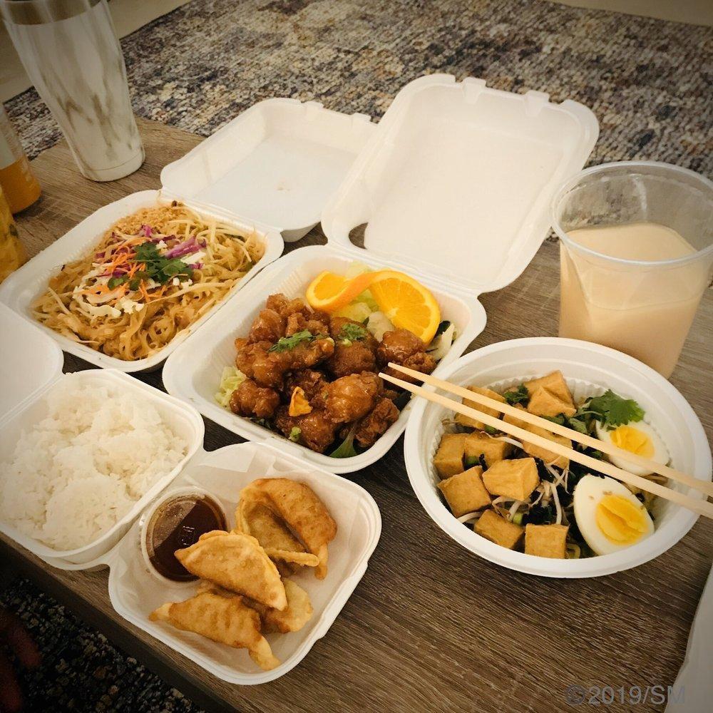 Tokyo Bangkok · Sushi · Sushi Bars · Seafood · Asian Fusion · Japanese · Soup · Thai · Noodles · Vegetarian