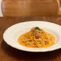 Uni Cream Pasta · Fresh sea urchin with creamy sea urchin sauce spaghetti.