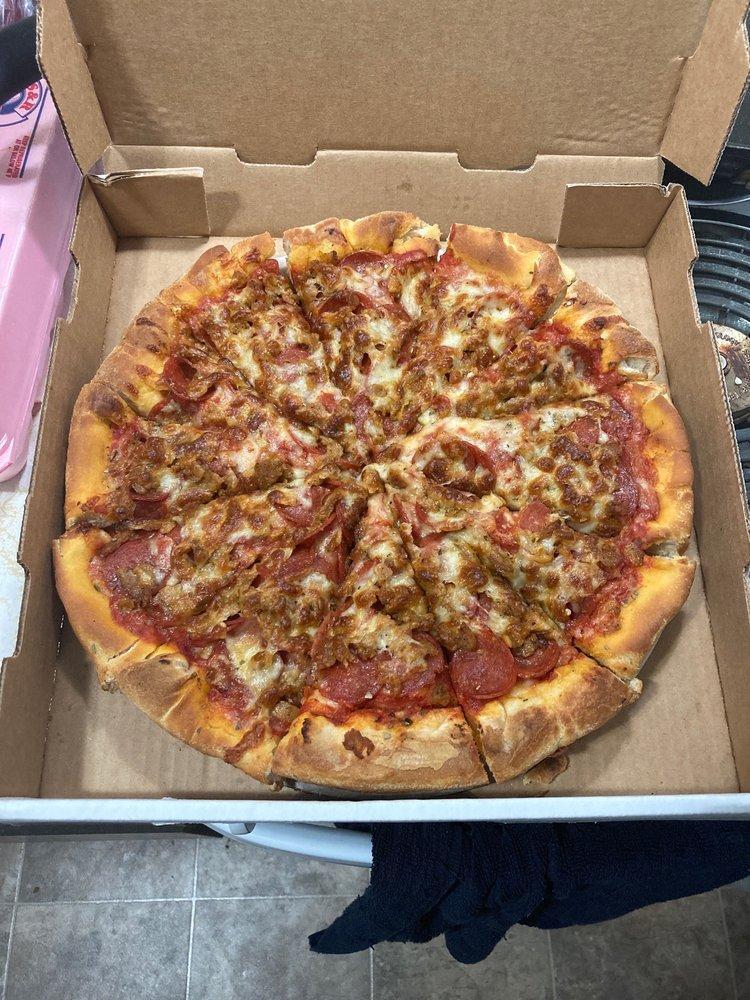 Massey's Pizza · Pizza · Italian