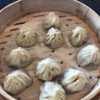 Mama Lu's Steamed Pork Buns · 