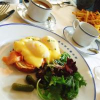 Eggs Benedict · 