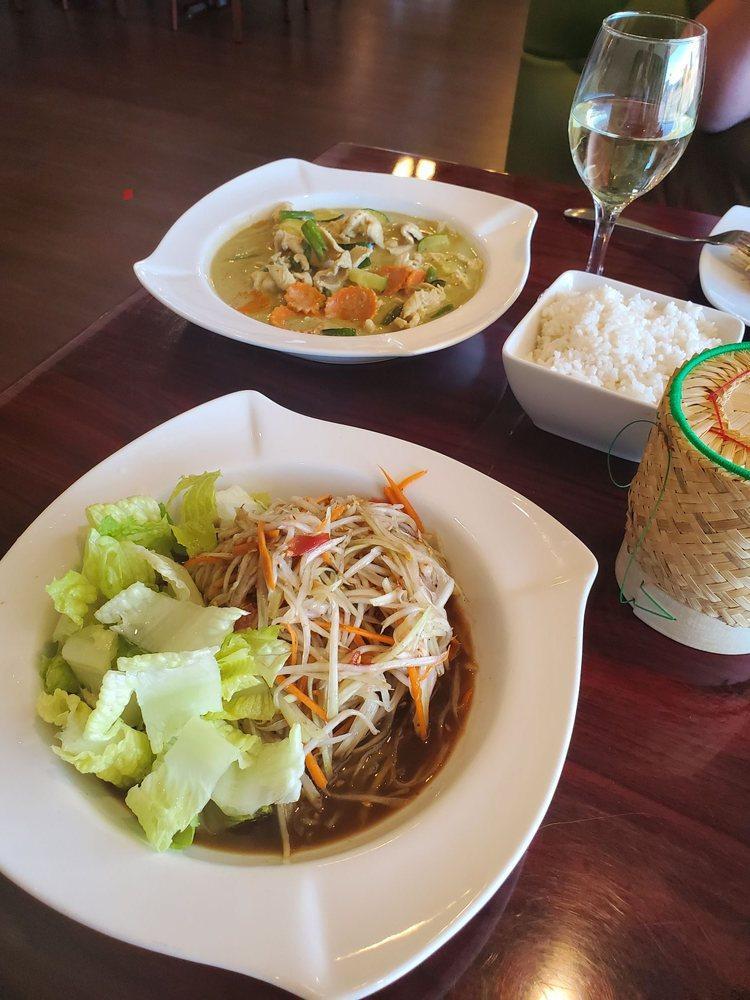 Mekong Cafe · Thai