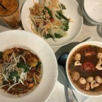 Spicy Tom Yum Soup · 