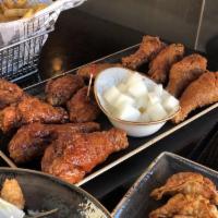 6 Piece Signature Fried Chicken Wings · 