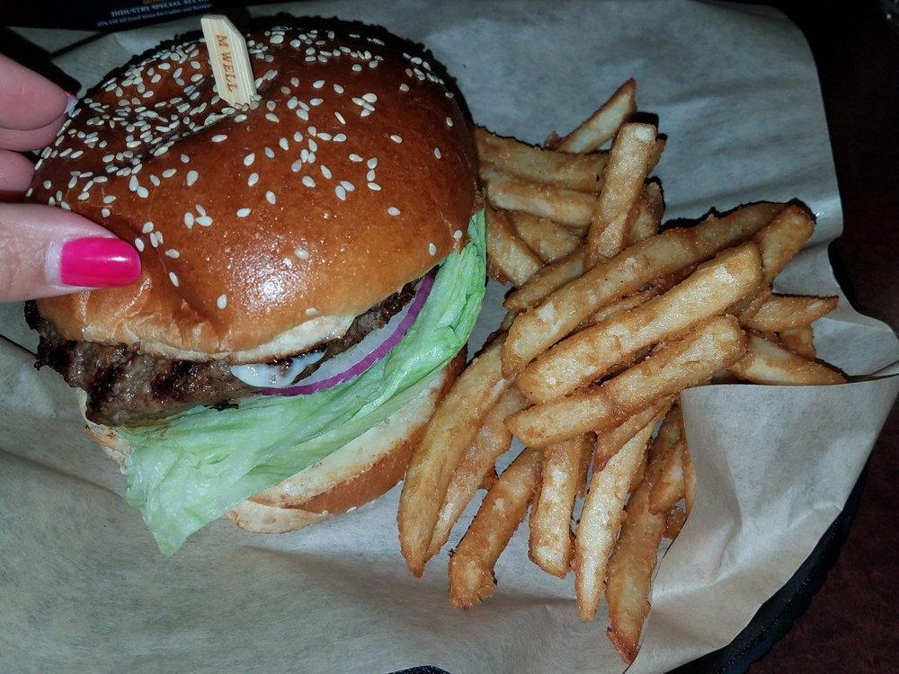 Lodge Burger · 